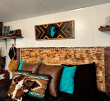 Load image into Gallery viewer, Skull Display Sign