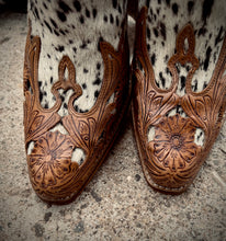 Load image into Gallery viewer, Dancing Darlin’ Booties