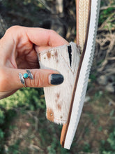 Load image into Gallery viewer, Palomino Flats