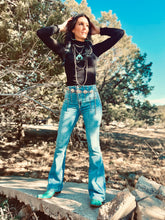 Load image into Gallery viewer, Turquoise Moment Booties