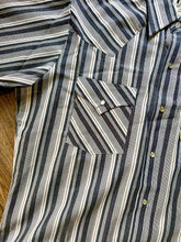 Load image into Gallery viewer, Men's Short Sleeve Pearl Snap Shirts