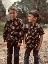 Load image into Gallery viewer, Pretty Punchy Button Up
