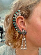 Load image into Gallery viewer, Feather Ear Cuff
